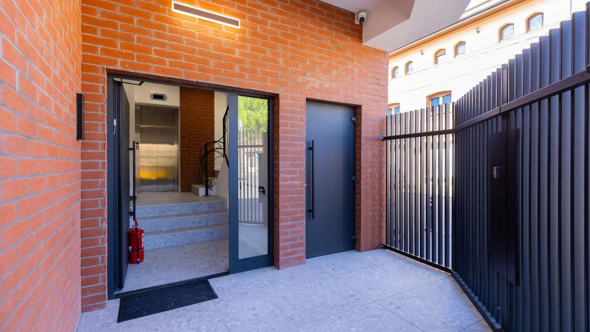 Juno New Boutique Building Apartment With Private Parking ブカレスト ルーマニア
