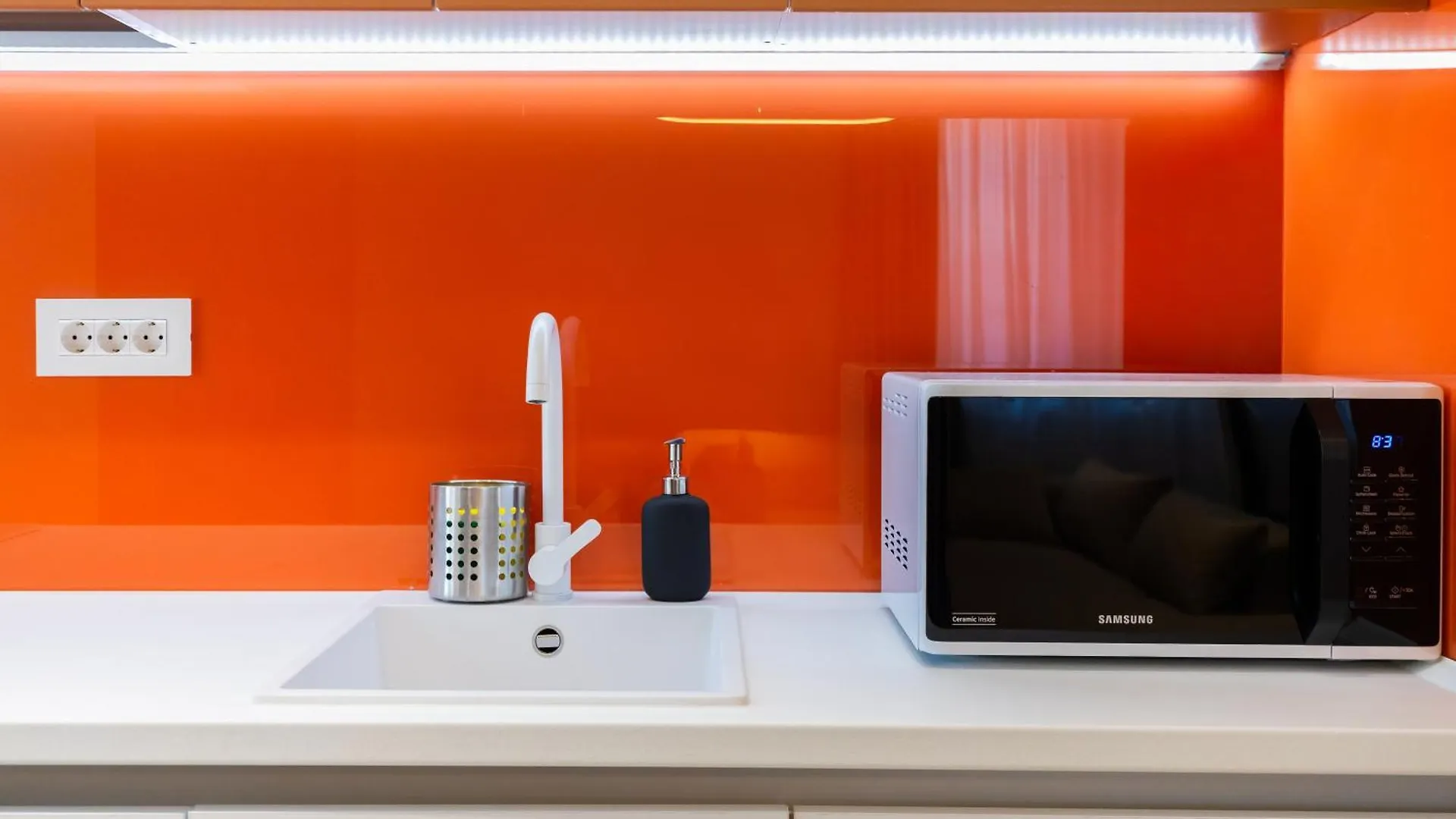 Juno New Boutique Building Apartment With Private Parking ブカレスト