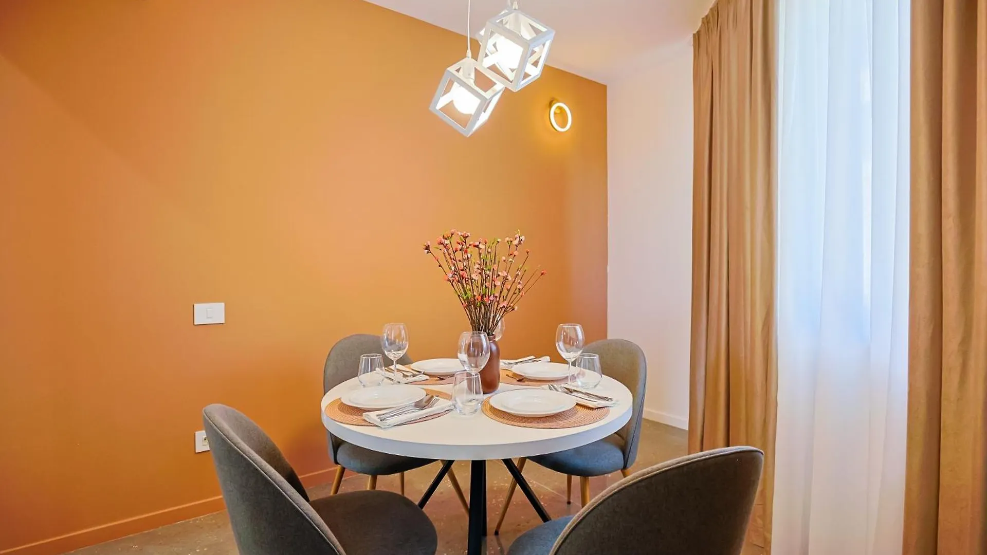 Juno New Boutique Building Apartment With Private Parking ブカレスト 0*,  ルーマニア