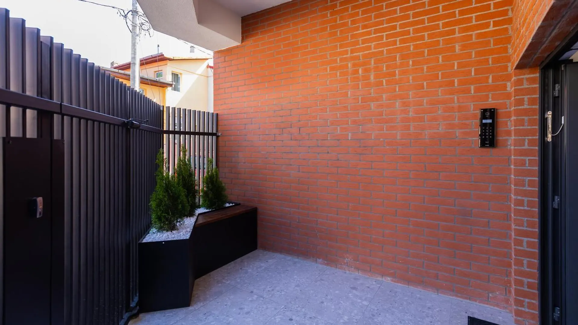 Juno New Boutique Building Apartment With Private Parking Bükreş